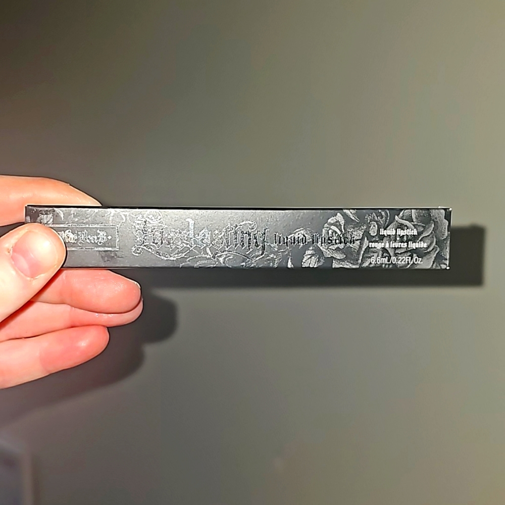 KVD Everlasting Liquid Lipstick 💄💋 - Picture 3 of 6